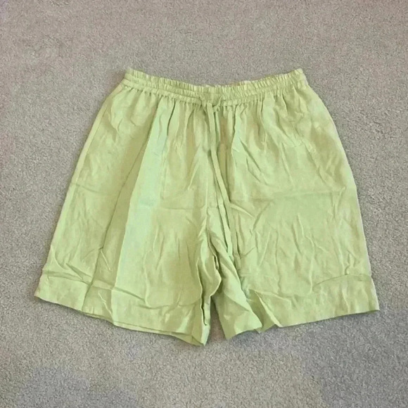 Clio Pants - ⭐️ Clio high rise light green silk shorts in size medium